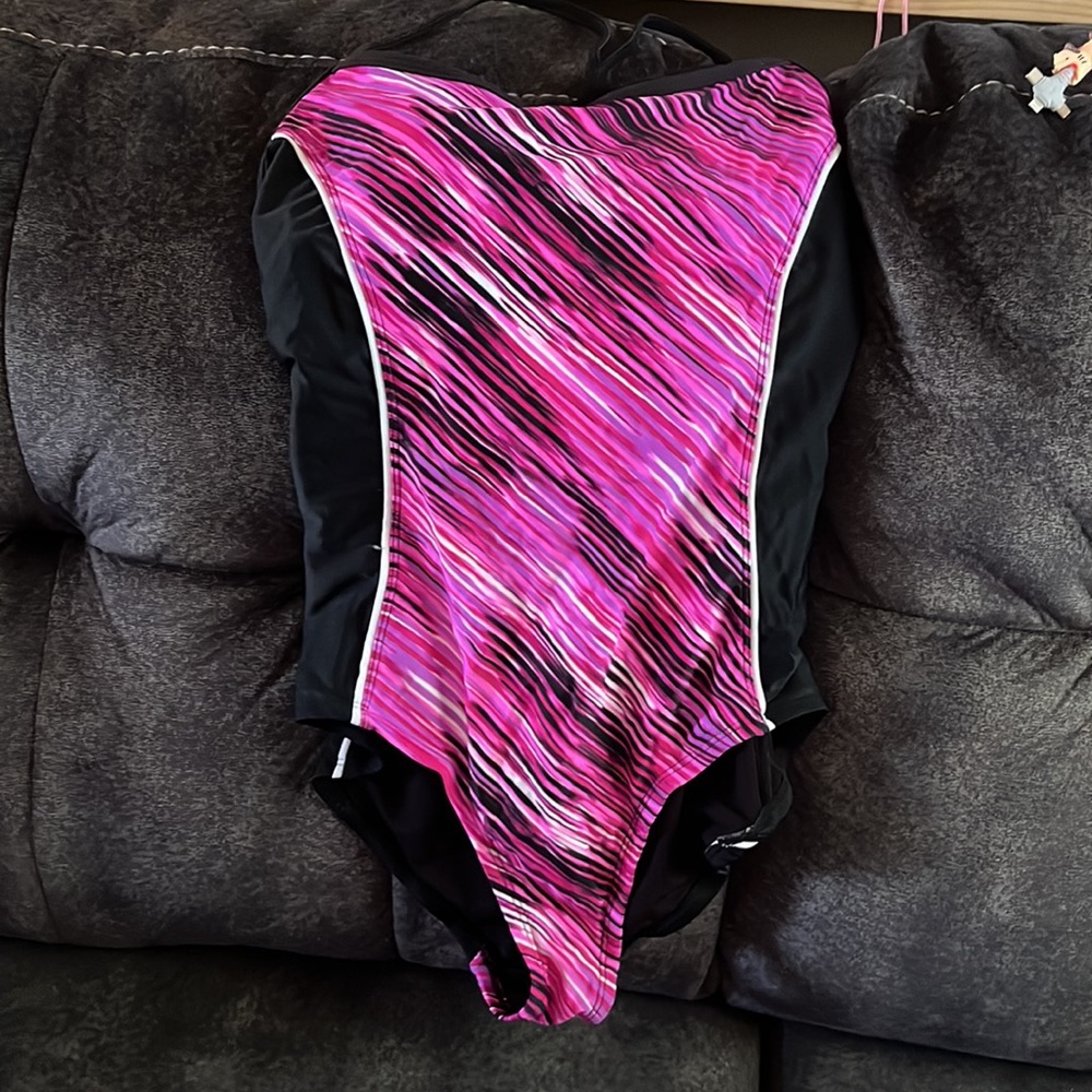 Racerback suit Sz 8-10